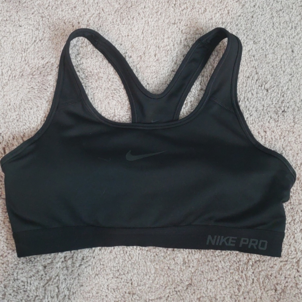 Size Medium Black Nike Pro Sports Bra